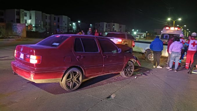 Policías Viales de Aguascalientes atienden reporte de choque que se registró en el fraccionamiento Hacienda San Marcos