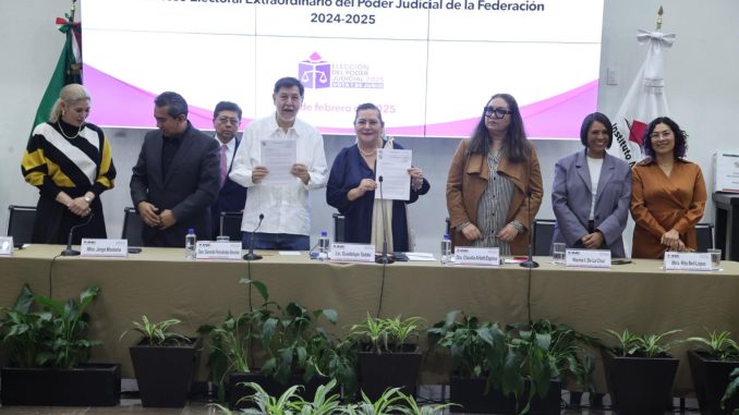 Entrega Senado de la República al INE listados de candidaturas del PEEPJF 2024-2025