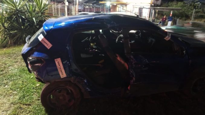 Policías Viales de Aguascalientes atendieron el reporte de accidente que se registró en el fraccionamiento Pirámides
