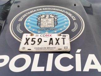 Aseguran camioneta con placas sobrepuestas