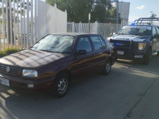 Aseguran un vehículo con reporte de robo