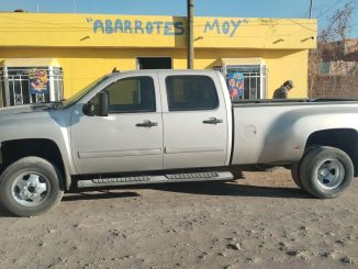 Aseguran camioneta con reporte de robo
