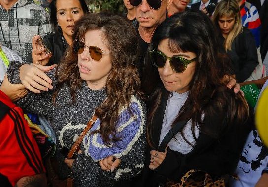 Las hijas de Maradona no podrán asistir al juicio hasta que sean llamadas a declarar