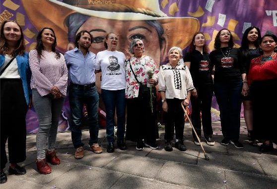 Mural honra a la periodista Miroslava Breach y denuncia la impunidad de esta violencia en México