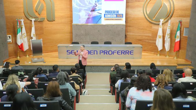 UAA recibió a orientadores educativos para compartir estrategias en elección de carrera