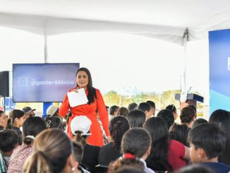Entrega Gobernadora Tere Jiménez nueva vialidad que mejora el acceso al Parque Industrial Gigante de Los Arellano