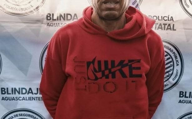 Policías Estatales detienen a sujeto por posesión de droga