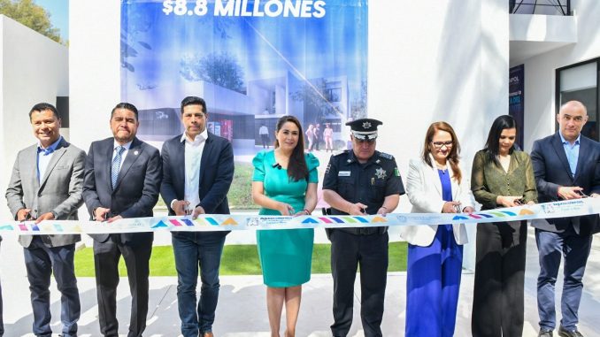 Gobernadora Tere Jiménez encabeza Graduación de maestros en criminalística e inaugura nuevas instalaciones en la Universidad de la Policía y Ciencias de la Seguridad
