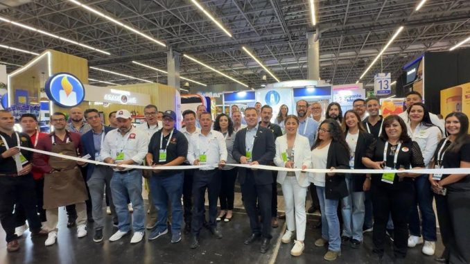 Empresas de Aguascalientes destacan en la Feria Comercial más grande de América Latina