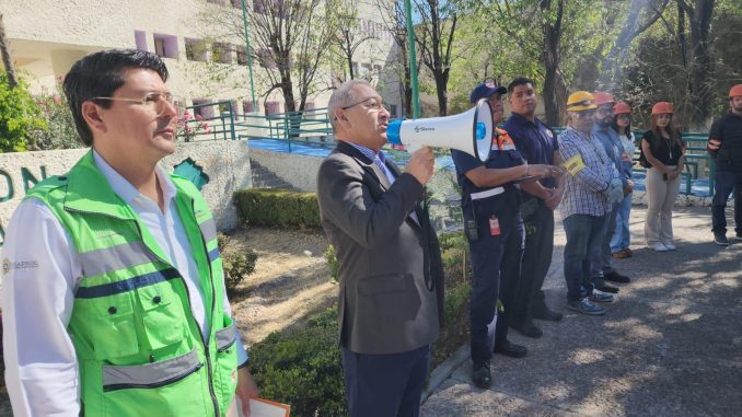 Realiza IMSS Aguascalientes simulacro de incendio en oficinas centrales y evacuan a cerca de 220 personas