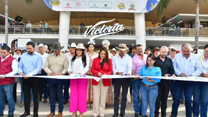 Inaugura Gobernadora Tere Jiménez la Expo Ganadera en la Isla San Marcos; cuenta con actividades para toda la familia