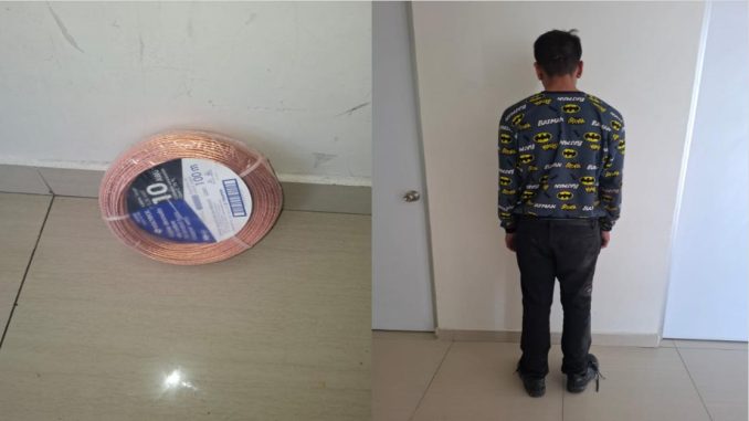 Uniformados de la SSPM de Aguascalientes detienen a una persona en Ojocaliente I, por el delito de robo a comercio