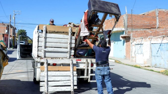 Intensifica Municipio de Aguascalientes Operativos de recolección de muebles