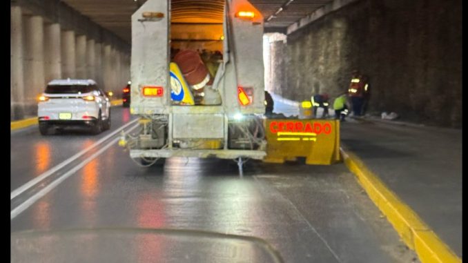 Informa Municipio de Aguascalientes sobre cierre vial en lateral del Paso a desnivel en Av. López Mateos
