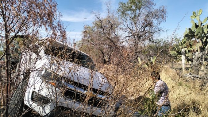Policías Estatales atienden accidente de tránsito en El Llano