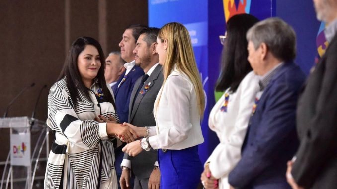 Con Equinoterapia, dispositivos conectados al C5i, entre otras acciones se apoya a personas con Autismo en Aguascalientes
