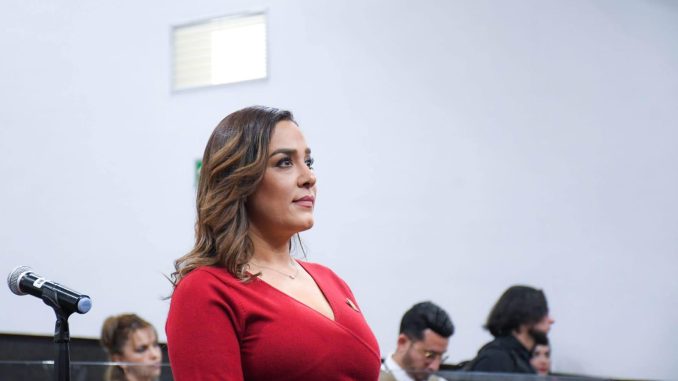 Aprueban Iniciativa de Arlette Muñoz para prevenir violencia en las Mujeres