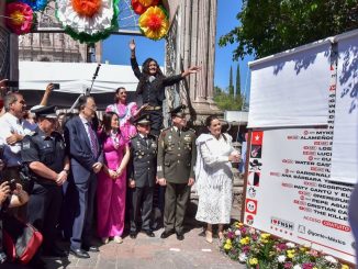 Asiste Secretario de la SSPE a la develación del Bando Solemne de la Feria Nacional de San Marcos 2025