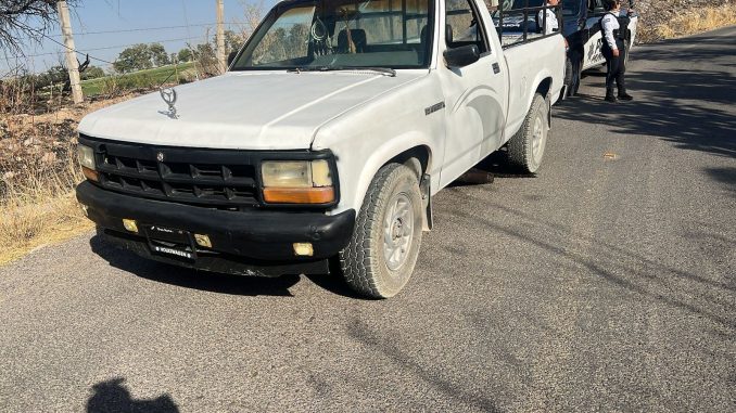 Policías Municipales de Aguascalientes localizan camioneta con reporte de robo