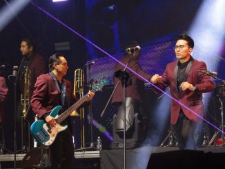 Gran ambiente de verdadera fiesta lograron los Ángeles Azules en la Feria Nacional de San Marcos