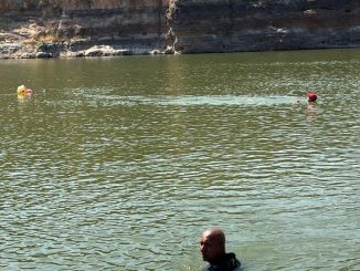 Bomberos del Estado realizan búsqueda y rescate de persona víctima de ahogamiento en la Presa de Malpaso
