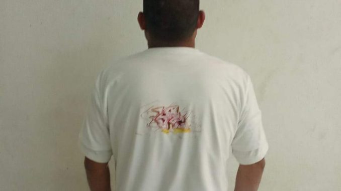 Policías Municipales detienen a un hombre por hostigamiento sexual