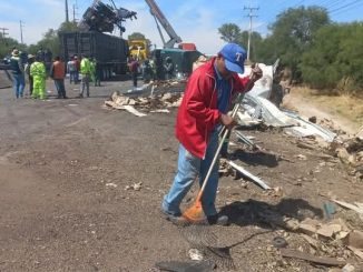 Estamos colaborando con la Guardia Nacional para despejar la carretera 45 sur