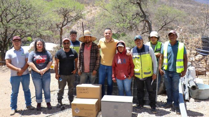 En Calvillo, se realizó la entrega de paneles solares