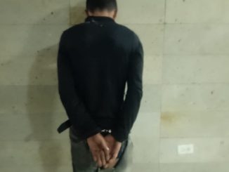 Sujeto es detenido por la Policía Municipal por robo al interior de un vehículo