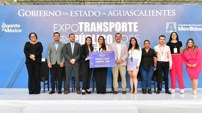 Gobernadora Tere Jiménez inaugura la Expo Transporte público 2025, reafirmando su compromiso con la Movilidad y promoviendo la innovación para un mejor servicio