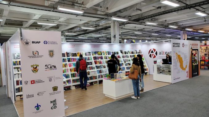 UAA fortalece lazos editoriales tras destacada presencia en la FILBo