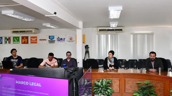 Designan y capacitan a personas moderadoras de Foros Judiciales del IEE