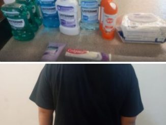 Mujer es detenida por Policía Municipal por robo a tienda de autoservicio al sur de la ciudad