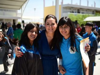 Gobernadora Tere Jiménez entrega infraestructura educativa y reconoce a Ganadores de Olimpiadas Nacionales e Internacionales de matemáticas