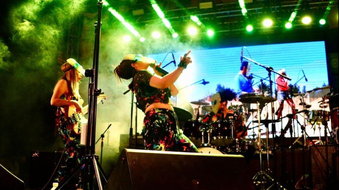 Noche de ritmo y energía en el Corredor Cultural Carranza