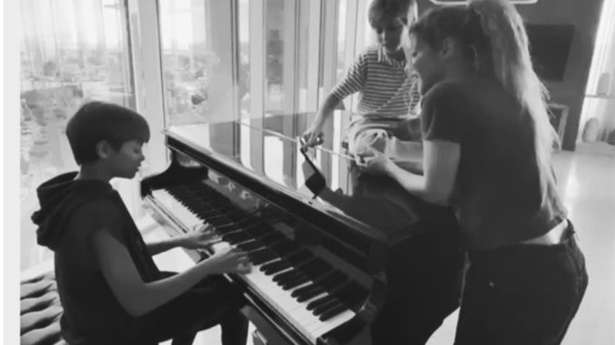 Los hijos de Shakira y Piqué debutan en la música con "The One"