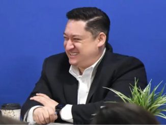 Diputado le mienta la madre a Noroña en conferencia de prensa