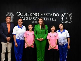 Gobernadora Tere Jiménez felicita a Medallistas del Panamericano de Natación Artística en Colombia