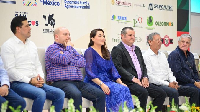 Expertos de Argentina, Francia, Chile, Portugal, Brasil, México y Estados Unidos participan en Expo Leche GILSA 2025, el Foro lácteo más importante del país