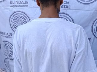 Policía Estatal y Municipal de Asientos, detienen a un sujeto por posesión de droga