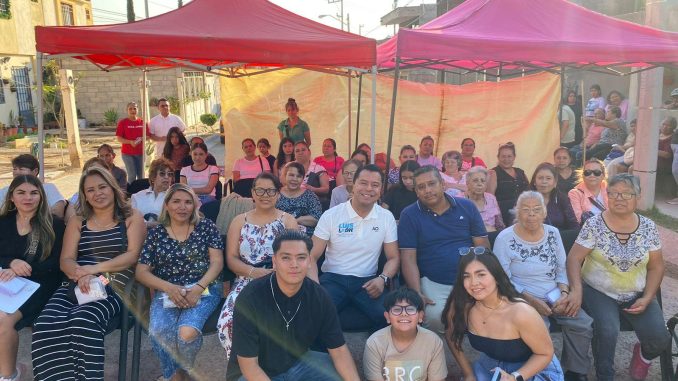 Diputado Luis León atiende peticiones de las familias del distrito 15