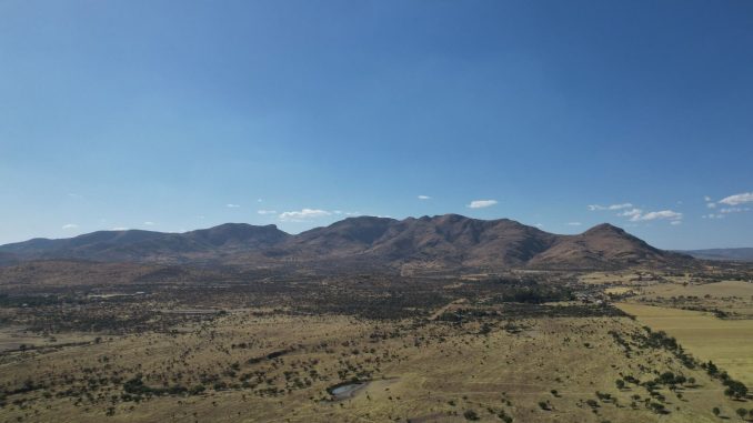 ⛰️✨¡Este sábado, limpiemos el Cerro del Muerto!