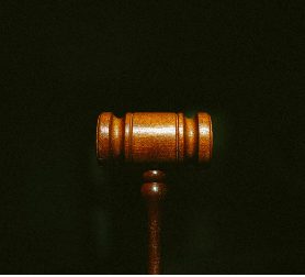 Perfiles cuestionables se imponen en la elección judicial