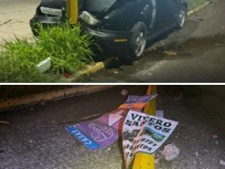 Policía Vial atiende percance que dejó daño en infraestructura pública