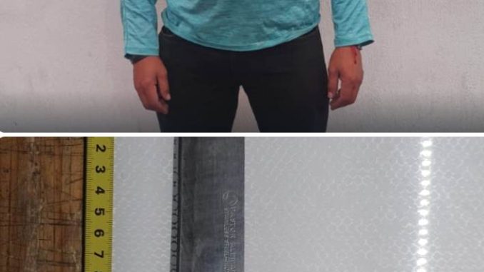 Policía Municipal detiene a sujeto en posesión de arma prohibida