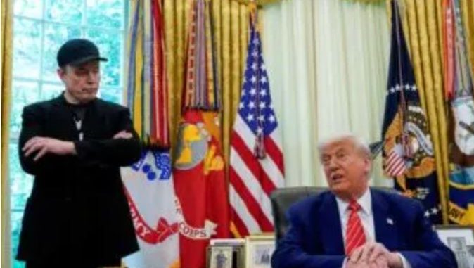 Diferencias con Trump orillan a Musk dar de baja la nave Dragon, indispensable para el gobierno de EU