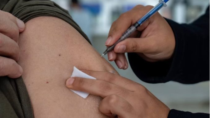 !Las Vacunas son gratuitas y salvan vidas! acude a tu Centro de salud y mantén tu esquema de vacunación al día
