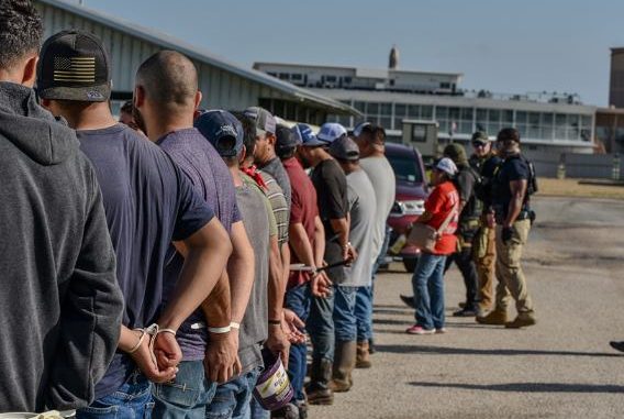 Suman mil 154 mexicanos detenidos en 111 operativos del ICE en EE.UU.: SRE