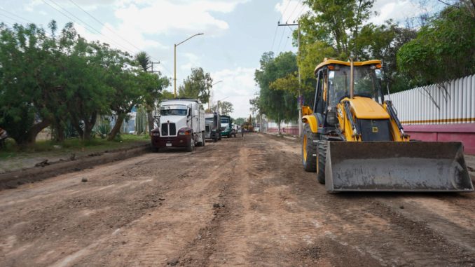 Arranca obras públicas segundo tramo de rehabilitación de Julio Díaz Torre con concreto hidráulico