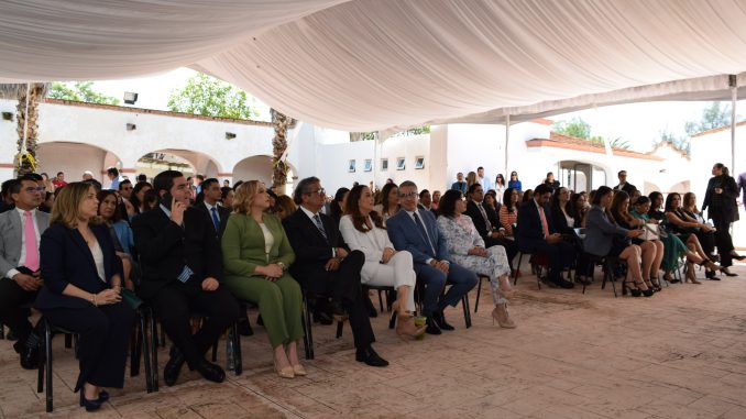 Candidaturas electas del Poder Judicial del Estado reciben constancias de mayoría 65 personas recibieron su constancia para ocupar los cargos de Magistraturas y Personas Juzgadoras de Primera Instancia.